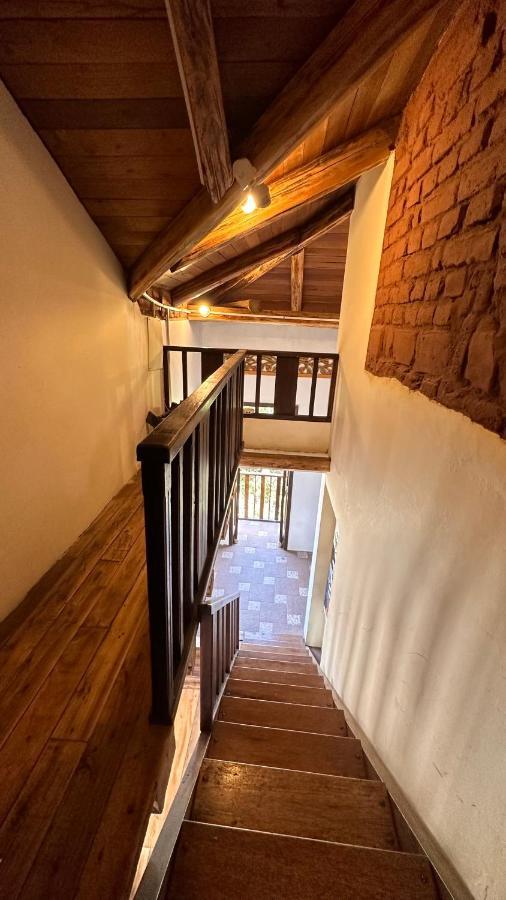 Campus Residencias Bed and Breakfast Quito Exteriör bild
